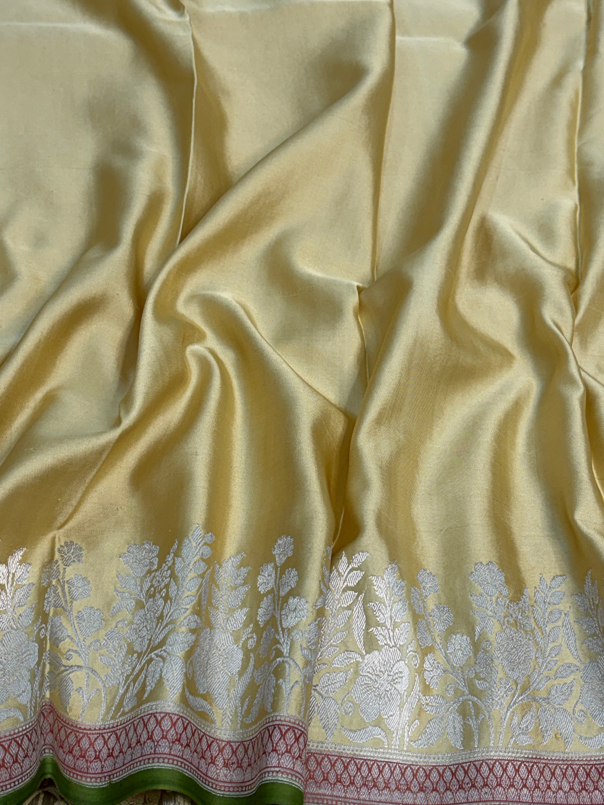 Lemon Yellow Handwoven Pure Mashru Banarasi Satin Silk Saree