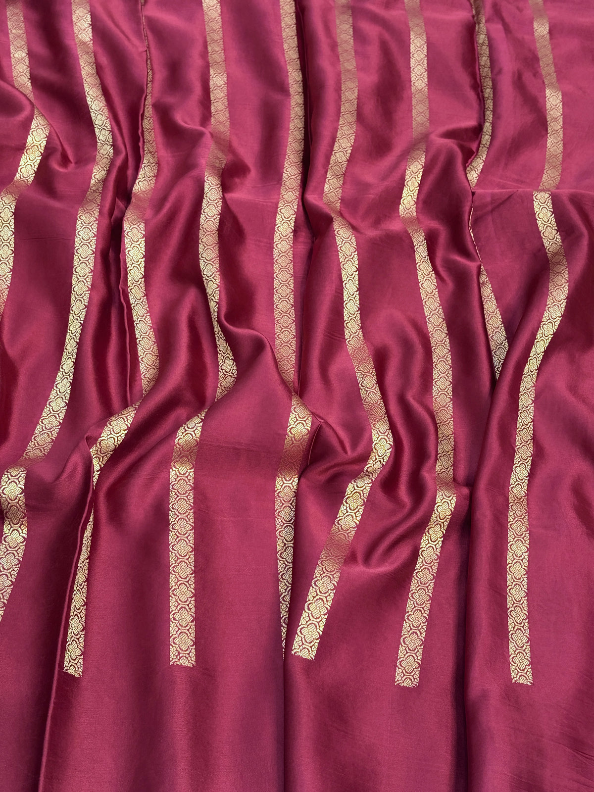 Maroon Handwoven Pure Mashru Banarasi Satin Silk Saree