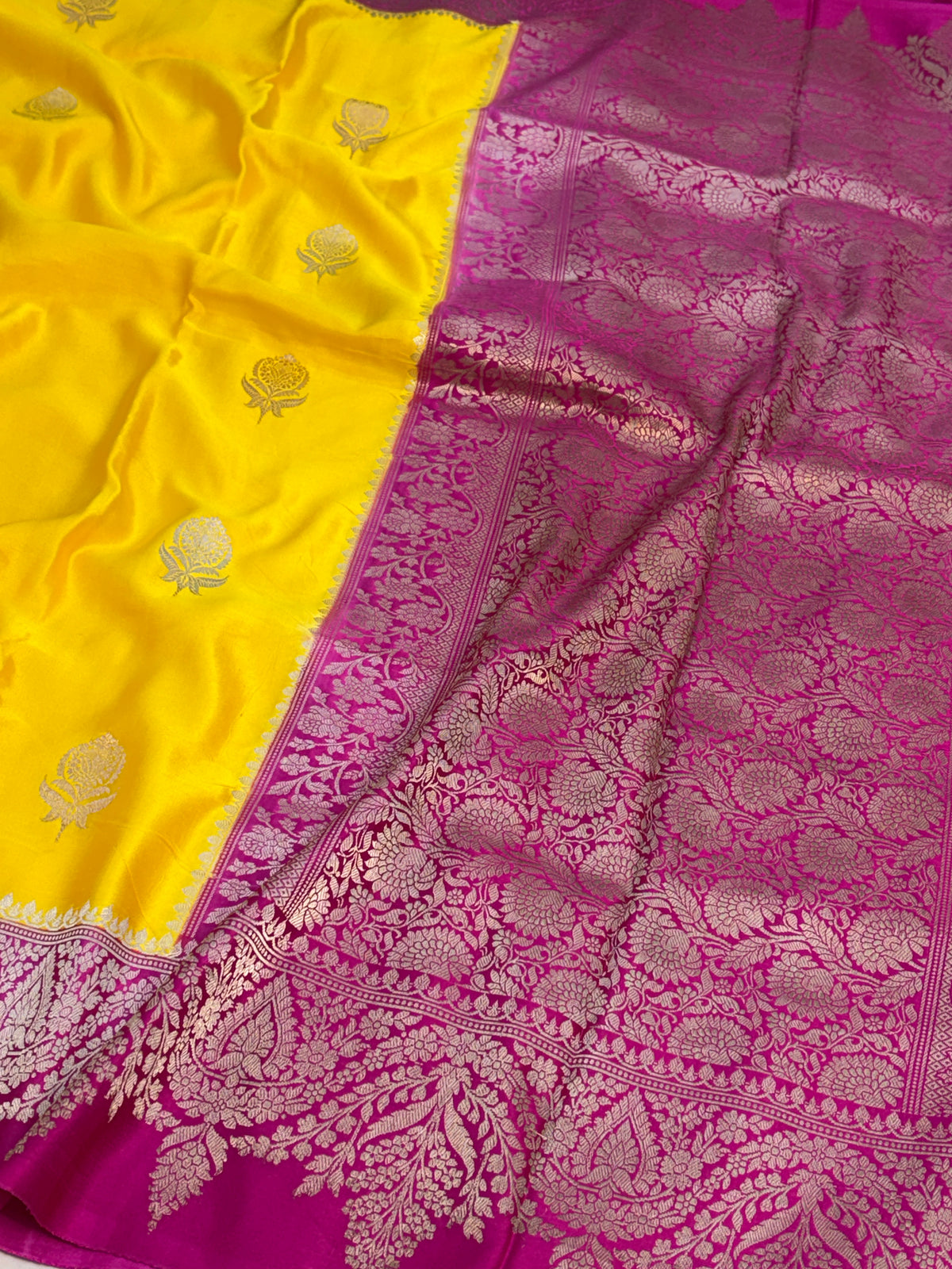 Yellow Handwoven Pure Mashru Banarasi Satin Silk Saree