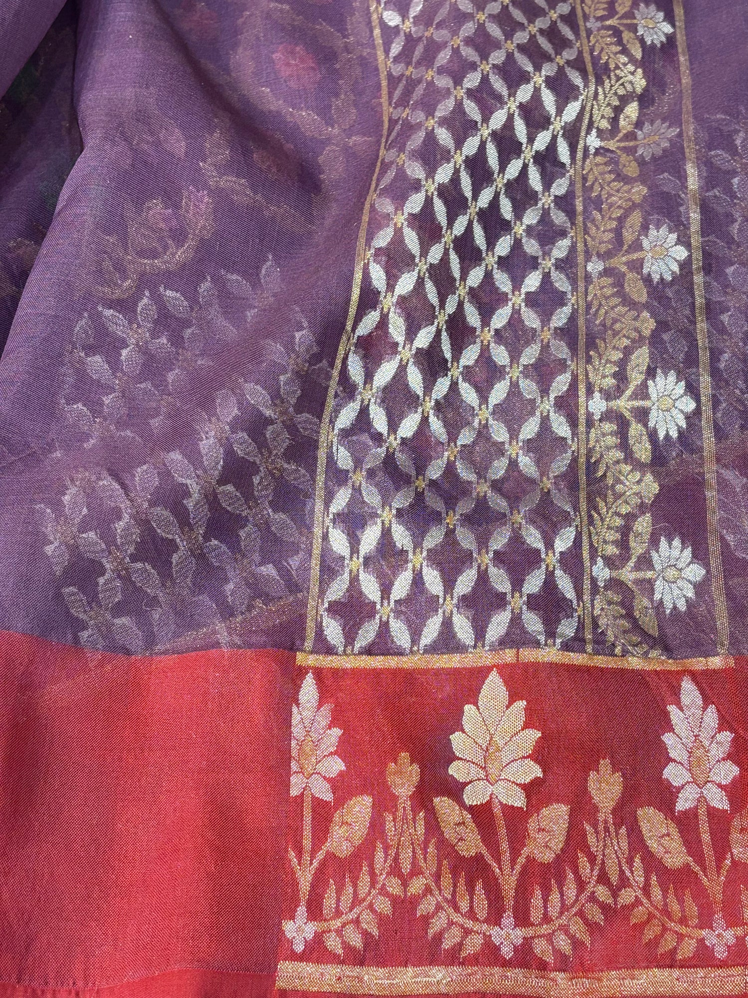 Mauve Banarasi Pure Kora Iktara Jamdani Saree with Red Satin Silk Border