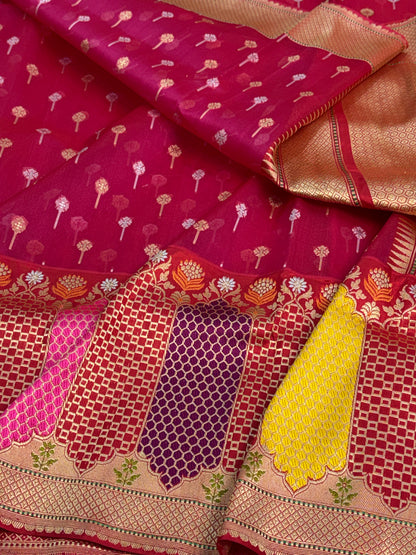 Rani Pink Handwoven Pure Banarasi Kora Silk Saree with Rangkat Border