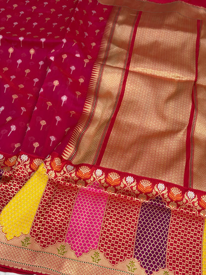 Rani Pink Handwoven Pure Banarasi Kora Silk Saree with Rangkat Border