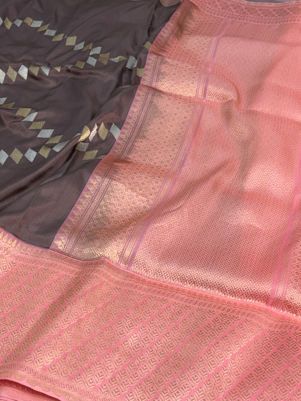 Deep taupe brown handwoven pure Banarasi EKTARA silk saree