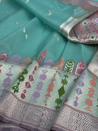 Sea Green Handwoven Pure Banarasi Kora Silk Saree with Kadhiyal Border