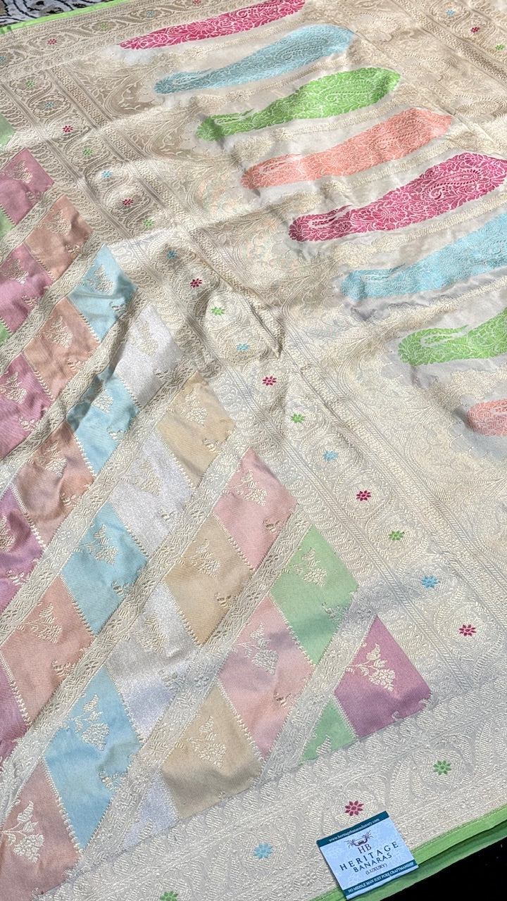 Ivory Pure Banarasi Rangkaat Silk Handloom Saree