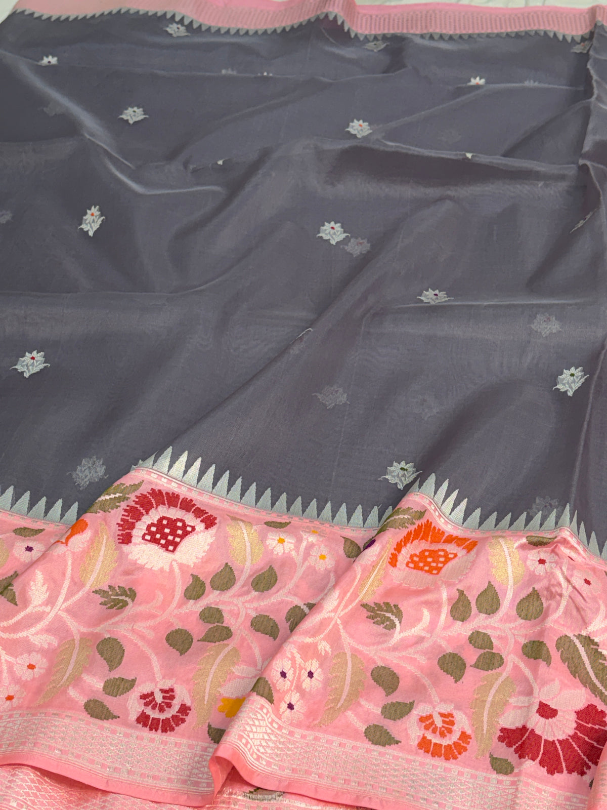 Grey Handwoven Pure BANARASI Kora Silk Saree with Baby Pink KADHIYAL Border