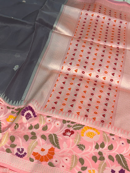 Grey Handwoven Pure BANARASI Kora Silk Saree with Baby Pink KADHIYAL Border