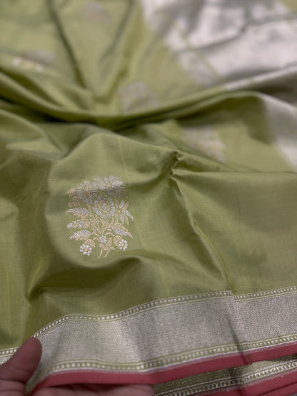 Pure Banarasi Ektara Katan Silk Saree with Sona Rupa Buta