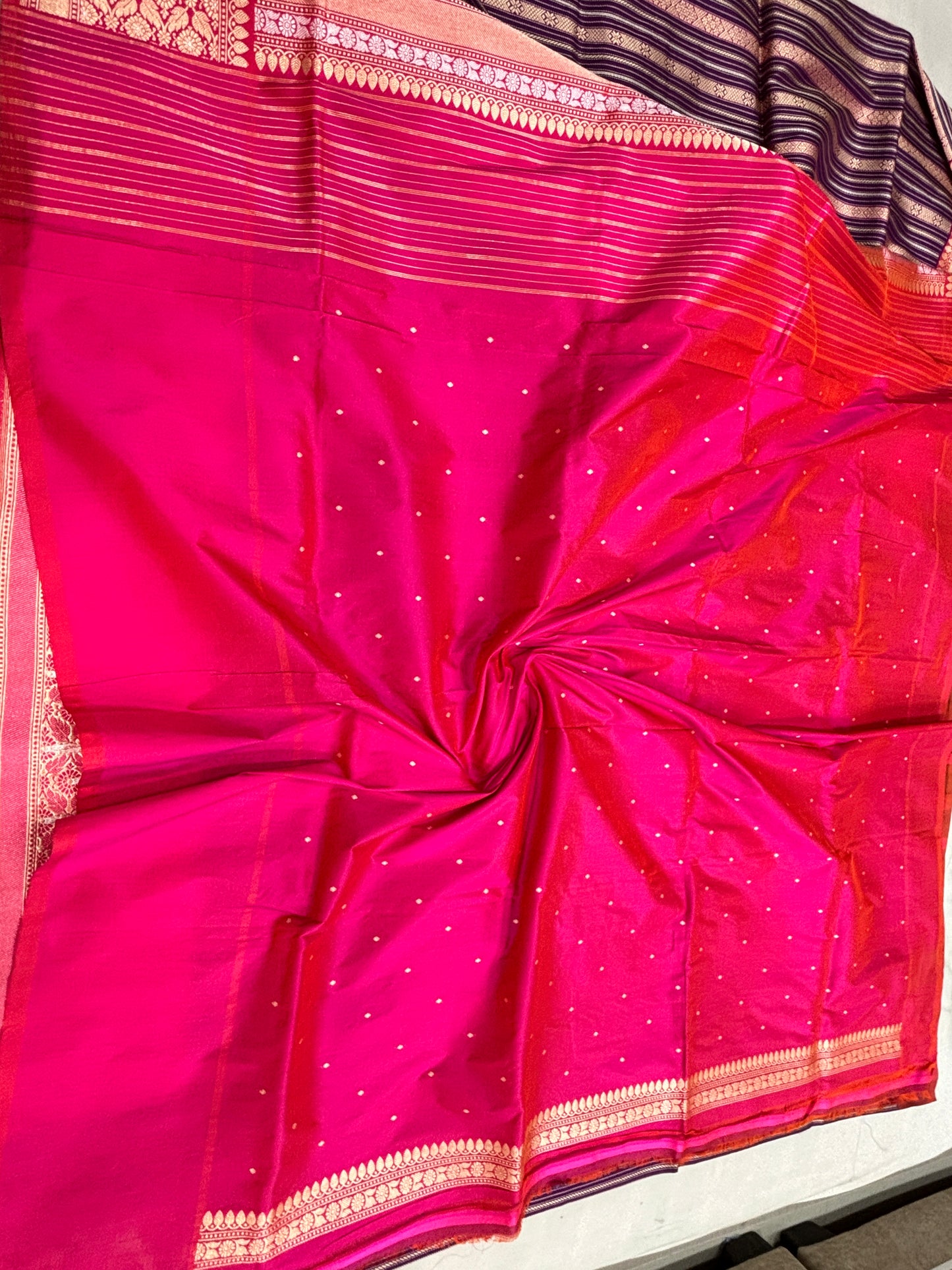 Pure Banarasi Katan Silk Stripe Weaving Saree With Kadhiyal Katan Border