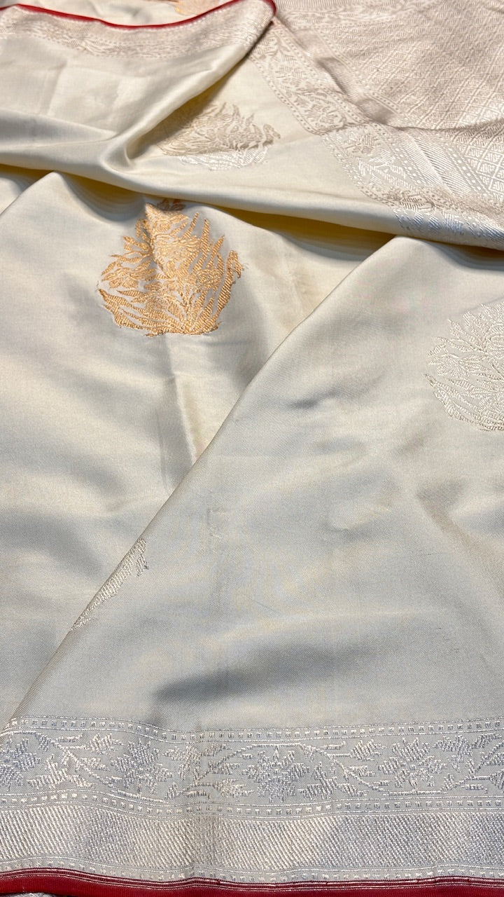 Ivory Pure Banarasi Ektara  Silk Handwoven Saree