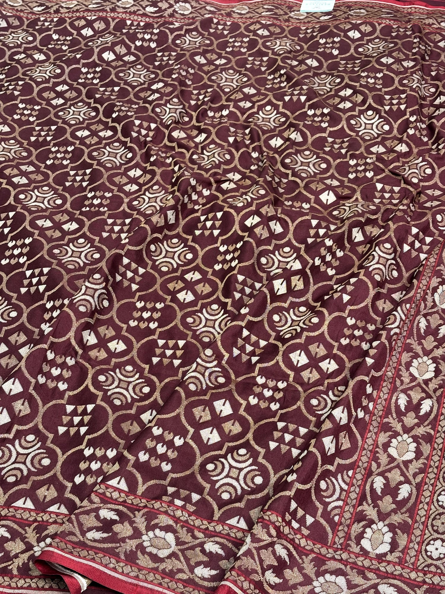 Wine Silk Jamdani Handwoven Banarasi Saree with Zari Border