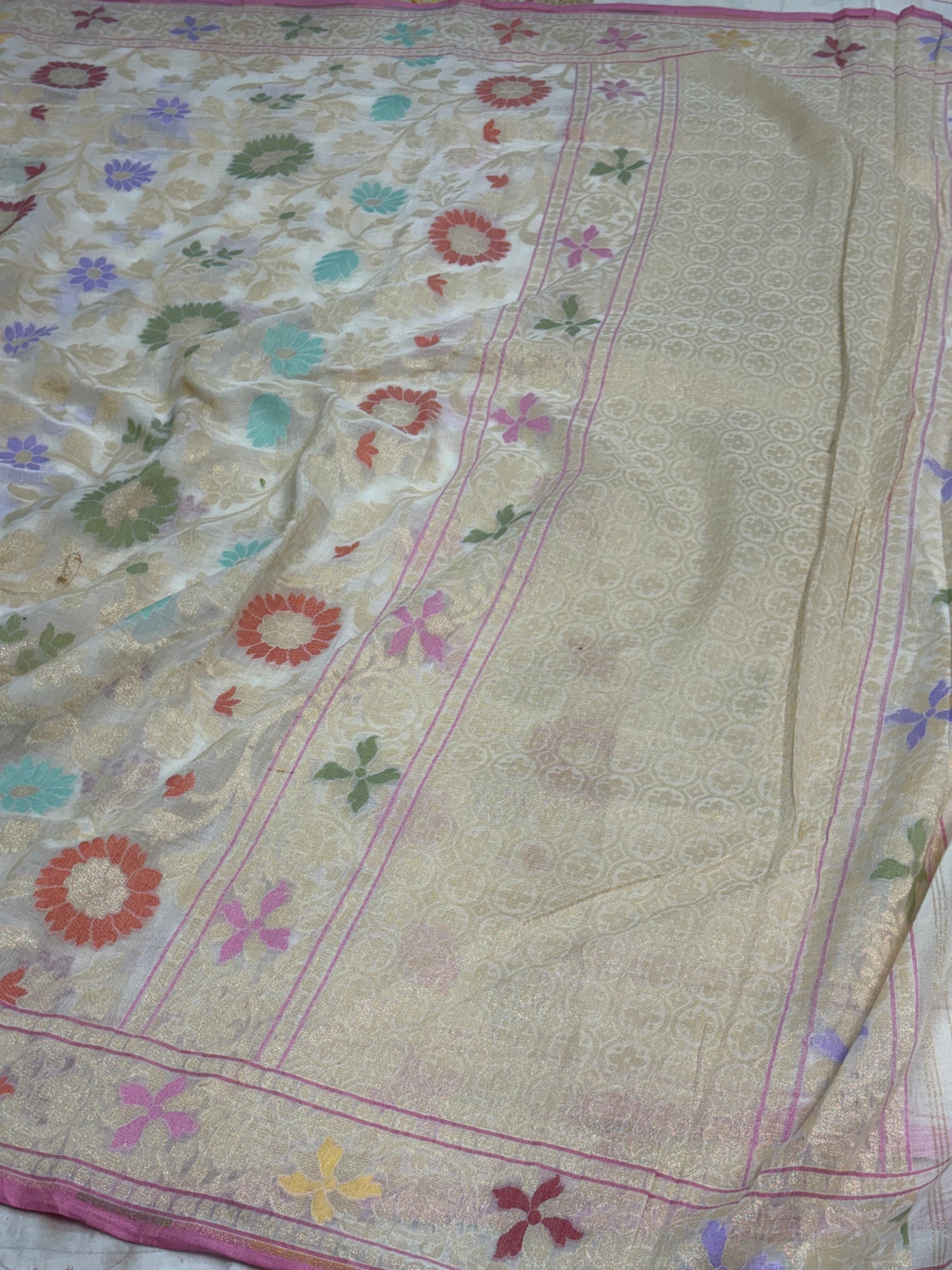 Ivory Cotton Jamdani Handwoven Saree