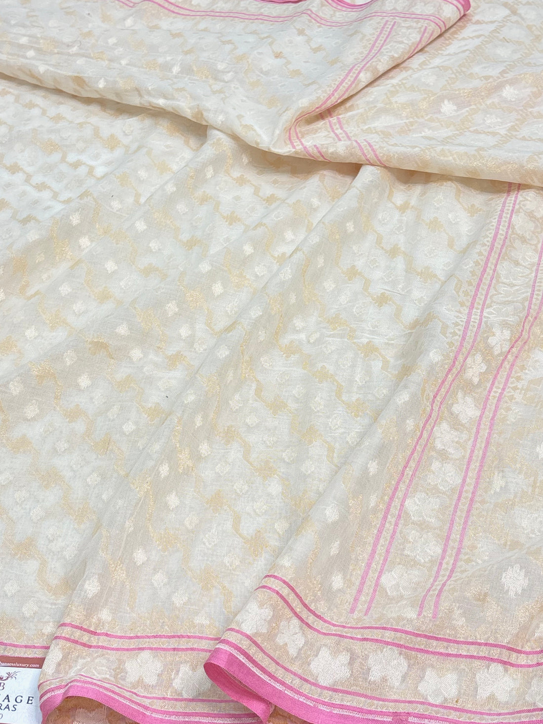 Off White Cotton Jamdani Handwoven Saree