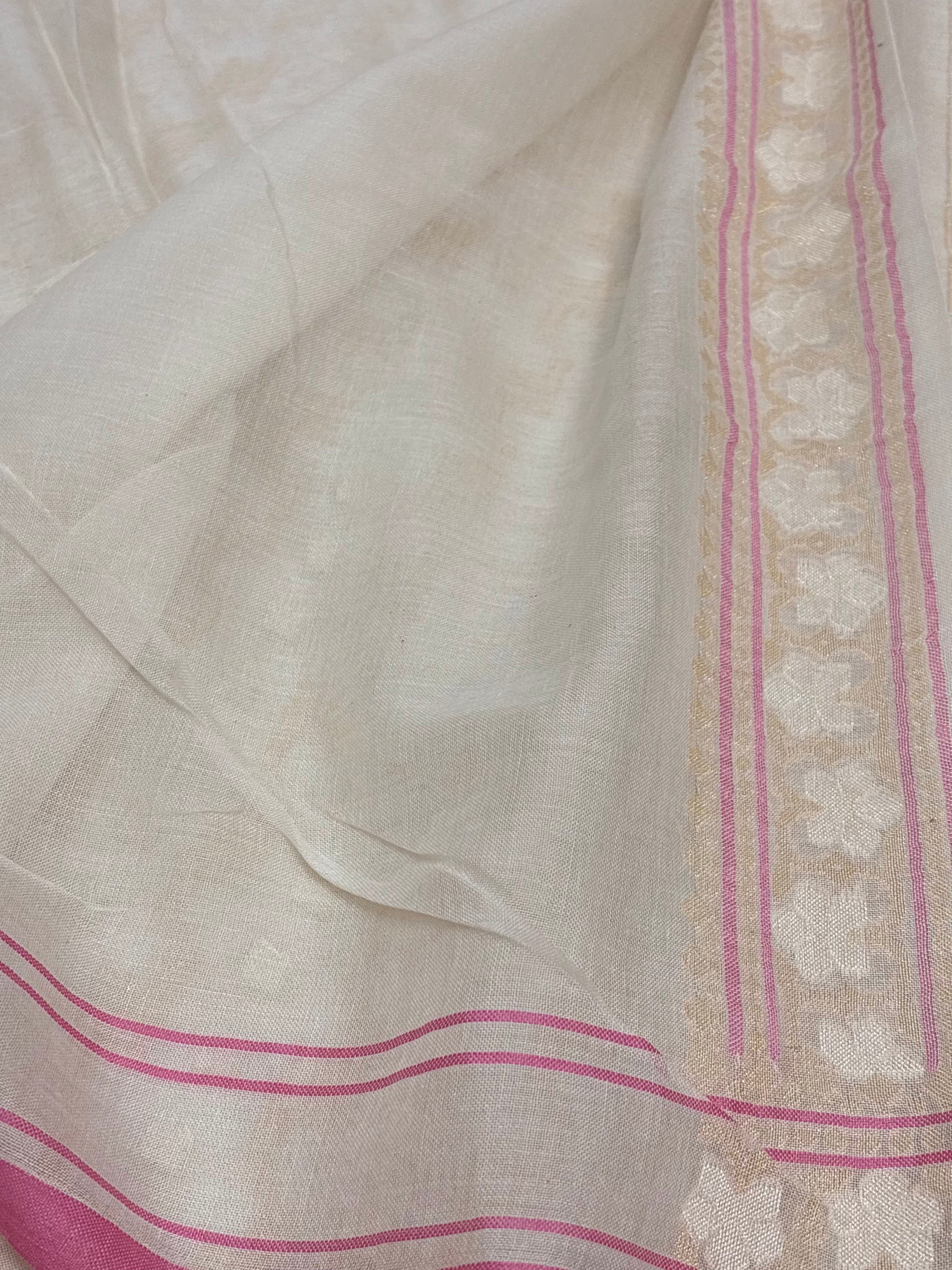 Off White Cotton Jamdani Handwoven Saree