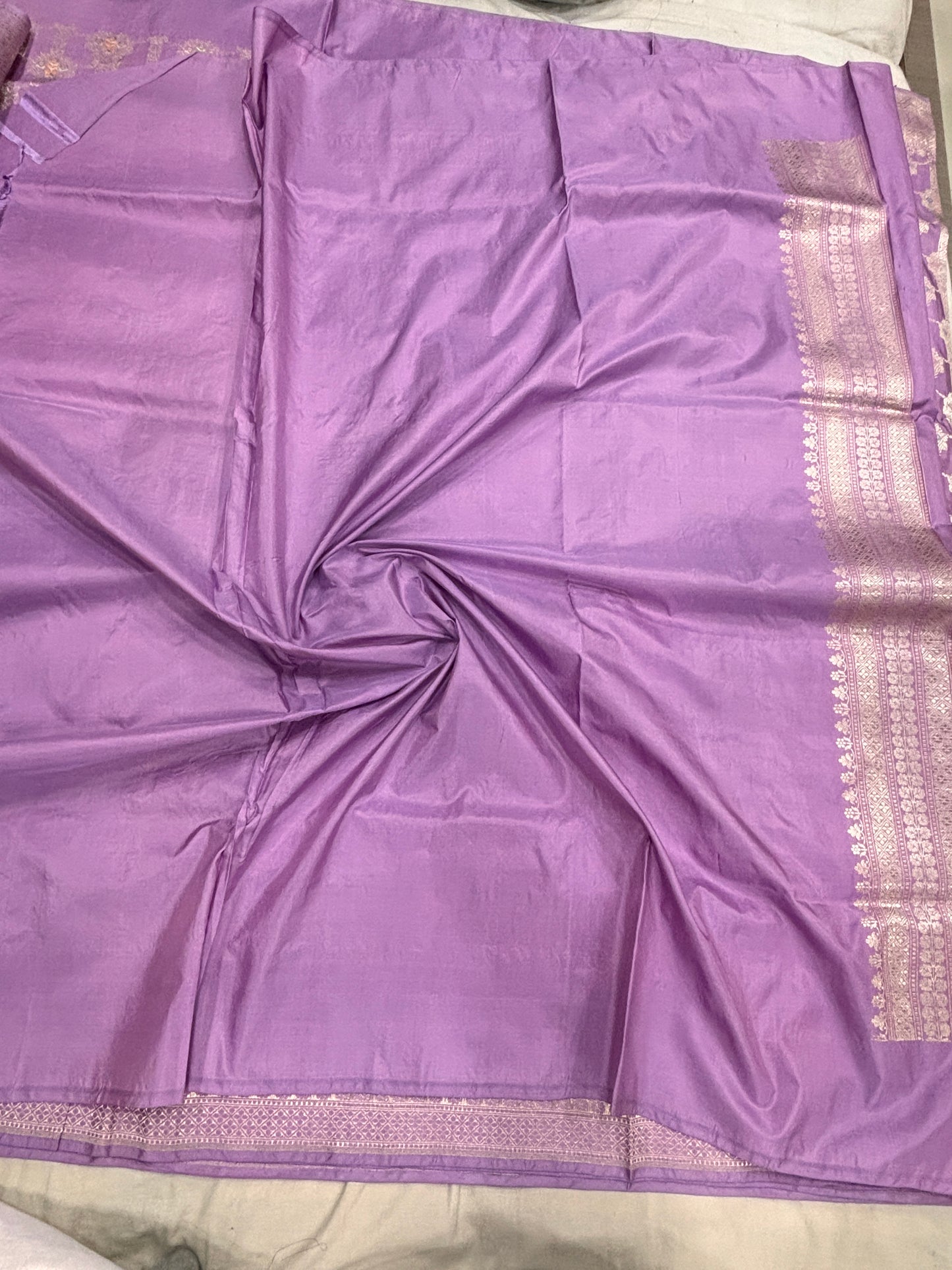 Pure Banarasi Jaal Saree with Allover Meenakari Work