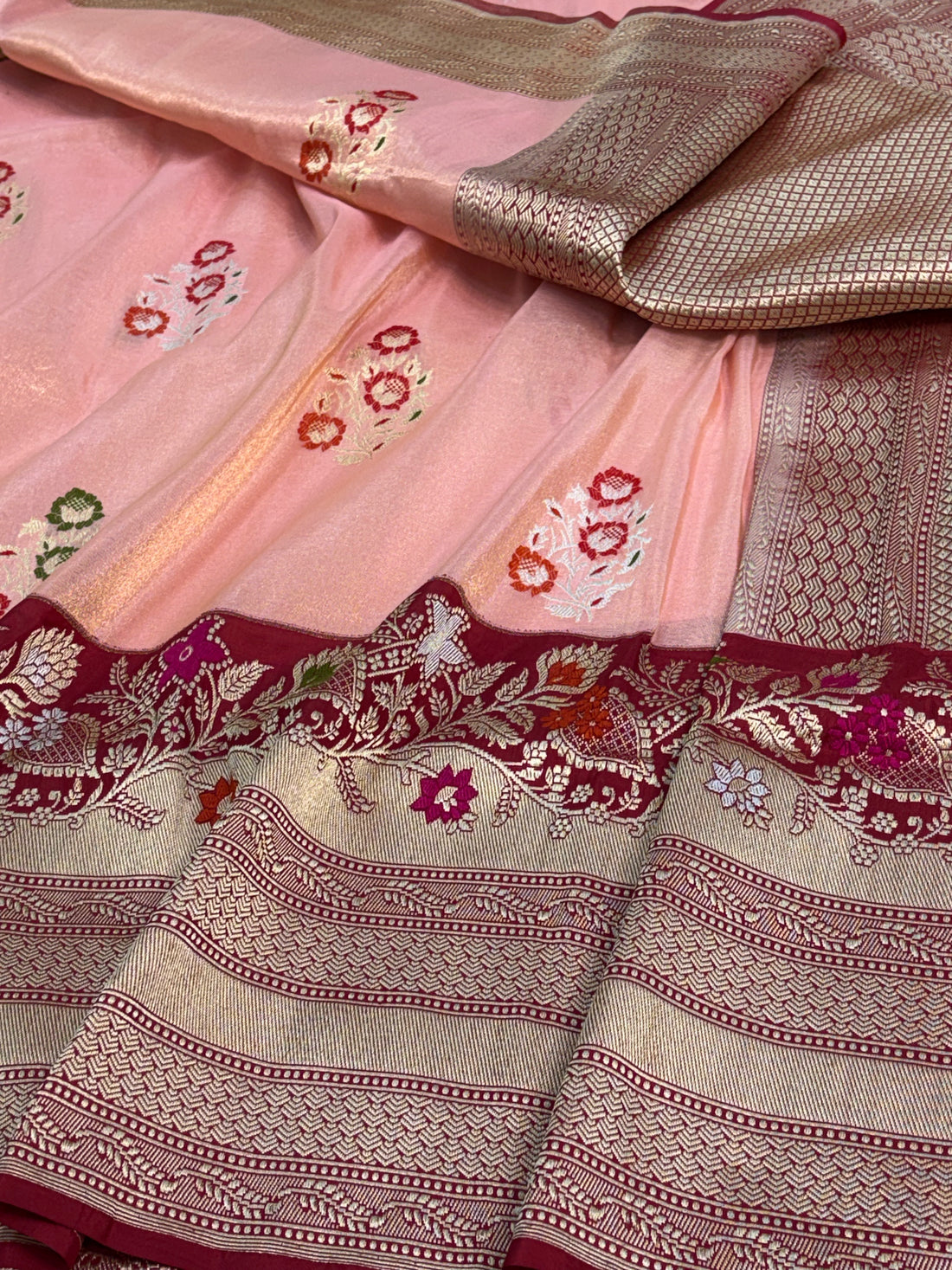 Peach Handwoven Tissue Buti Banarasi Meenakari Saree with Kadhiyal Border