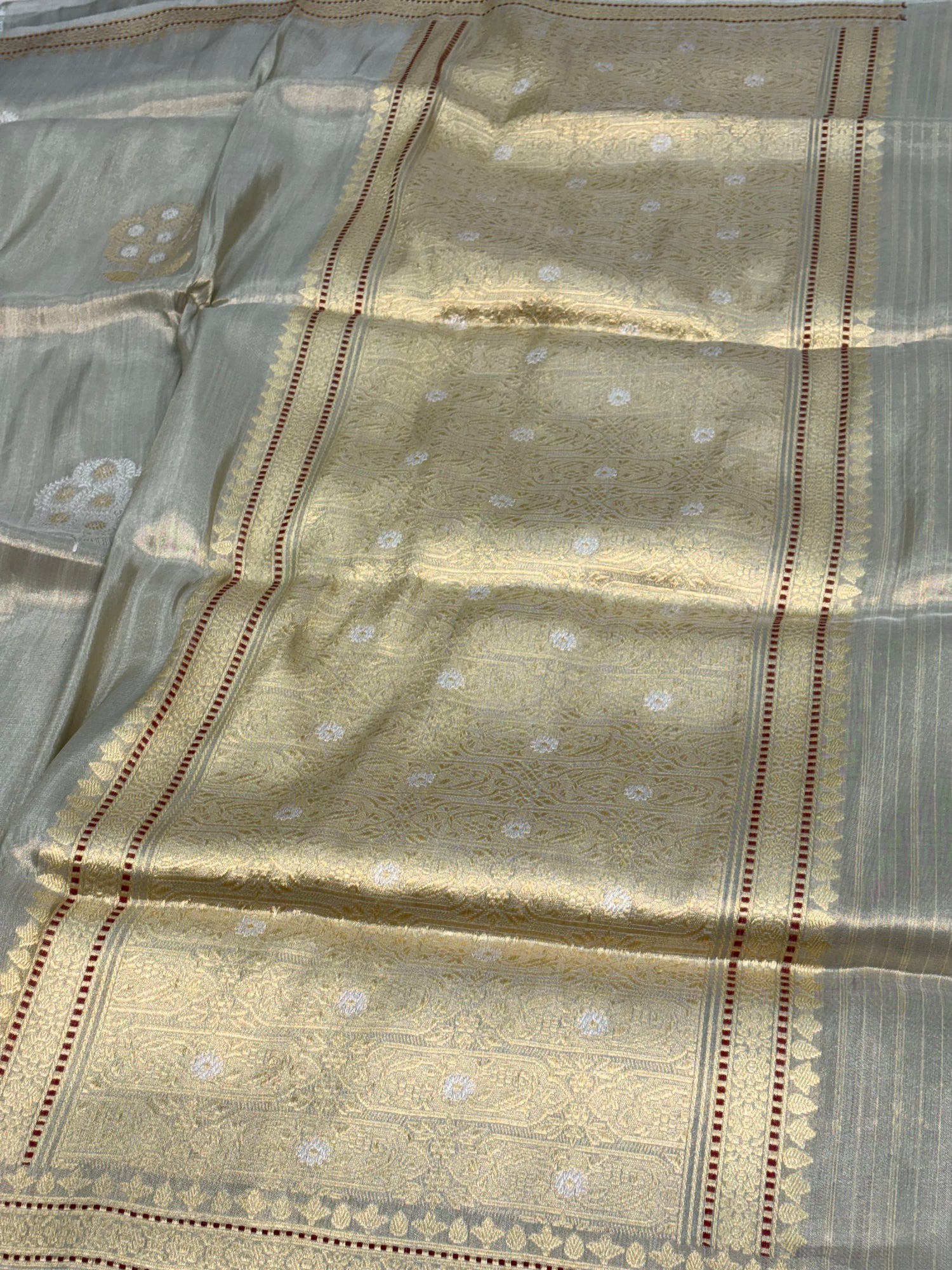 Grey Tissue Sona Rupa Buta Banarasi Silk Saree