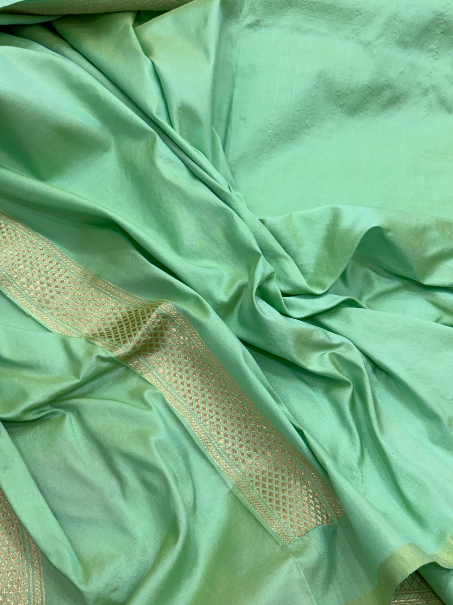 Sea Green Banarasi Pure Katan Silk Handwoven Saree