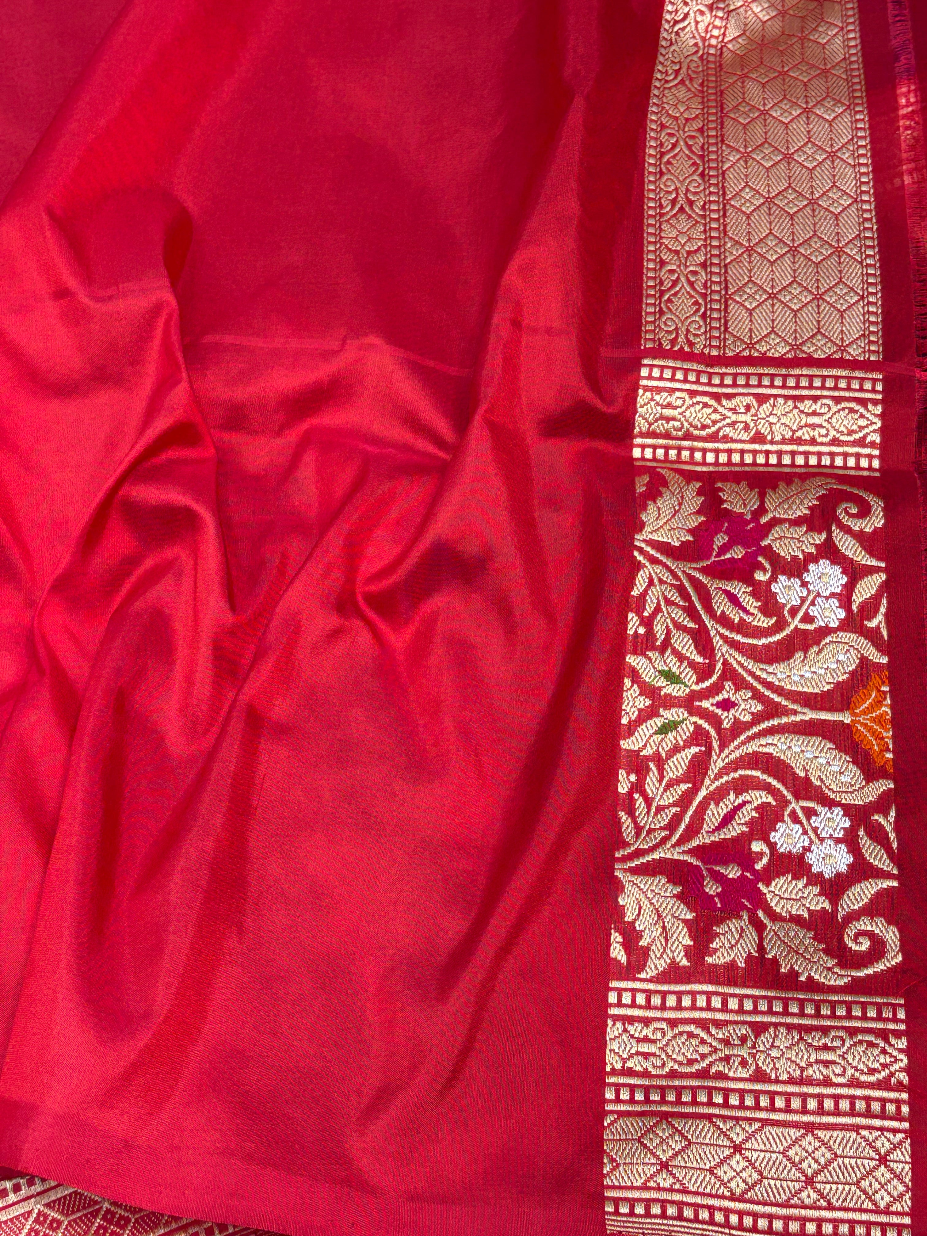 Royal Blue Kadhiyal Banarasi Katan Silk Saree with Meenakari Border