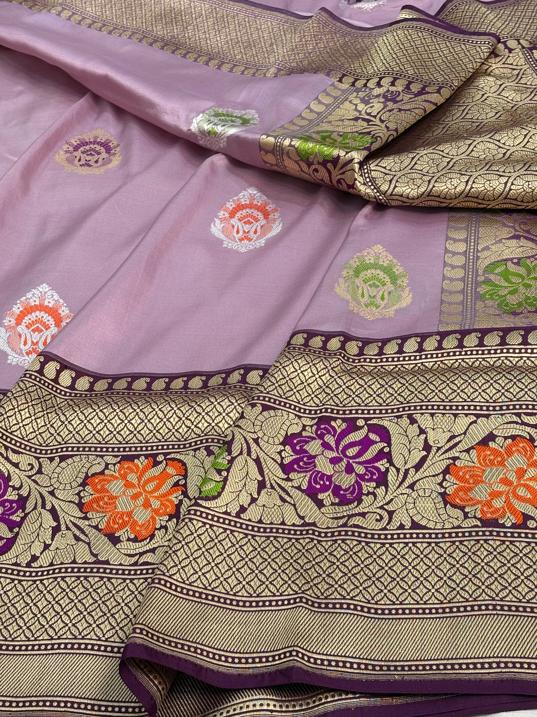 Lavender Kadhiyal Banarasi Katan Silk Saree with Purple Border