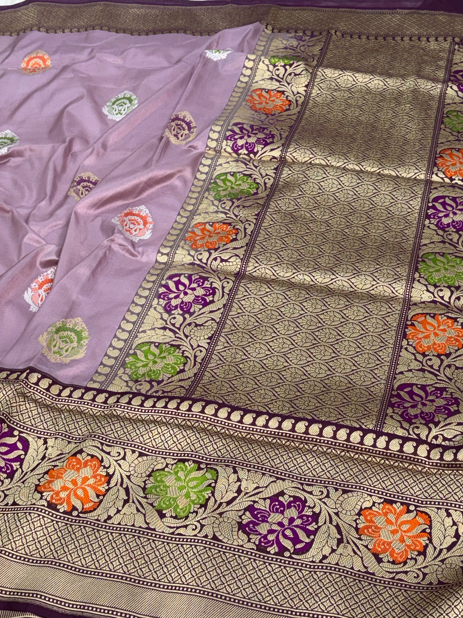 Lavender Kadhiyal Banarasi Katan Silk Saree with Purple Border