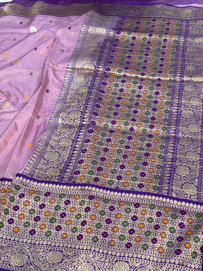 Levender kadhiyal Banarasi  Katan silk with purple border