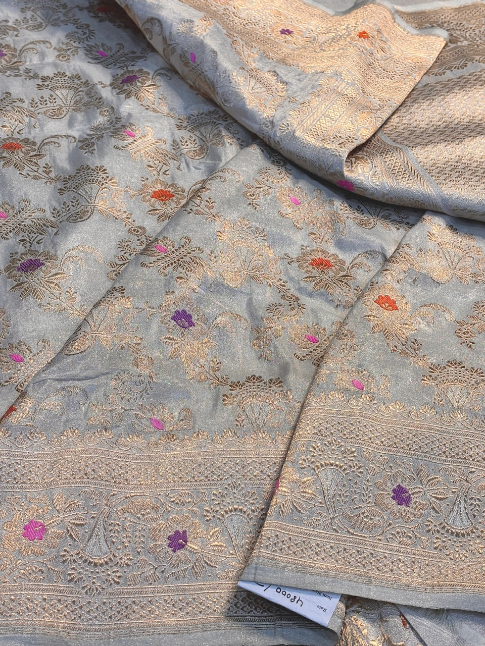Ivory Tissue Banarasi Silk Handwoven Saree