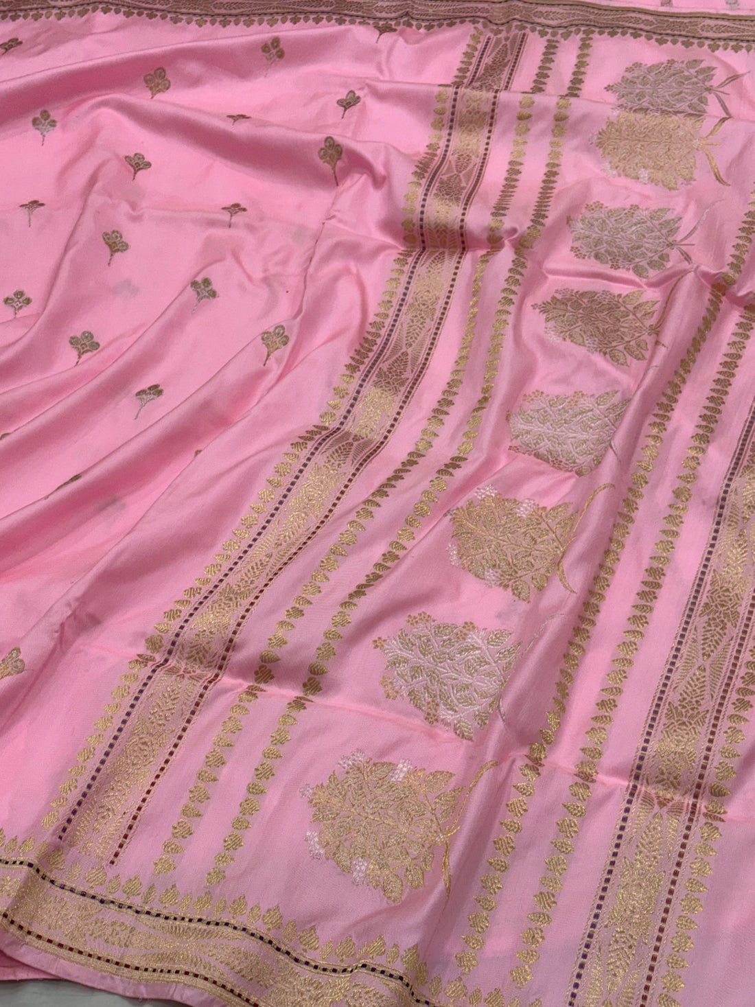 Pink Pure Banarasi Ektara  Silk Handwoven Saree