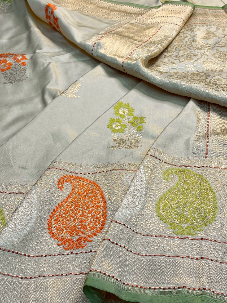 Ivory Pure Banarasi Katan Silk handloom Saree