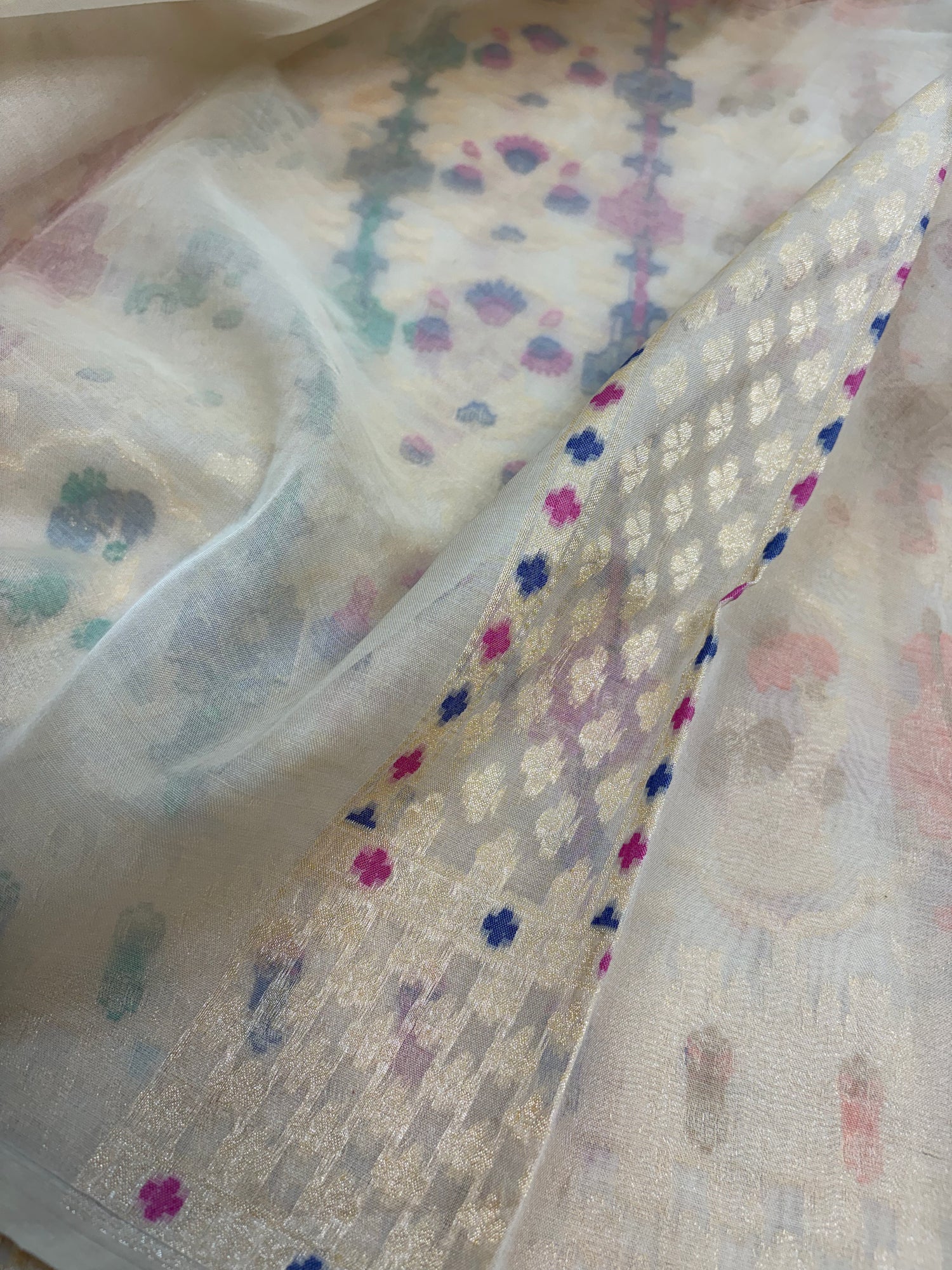 Kora Banarasi Meenakari Jamdani Saree with Multicolor Woven Motifs