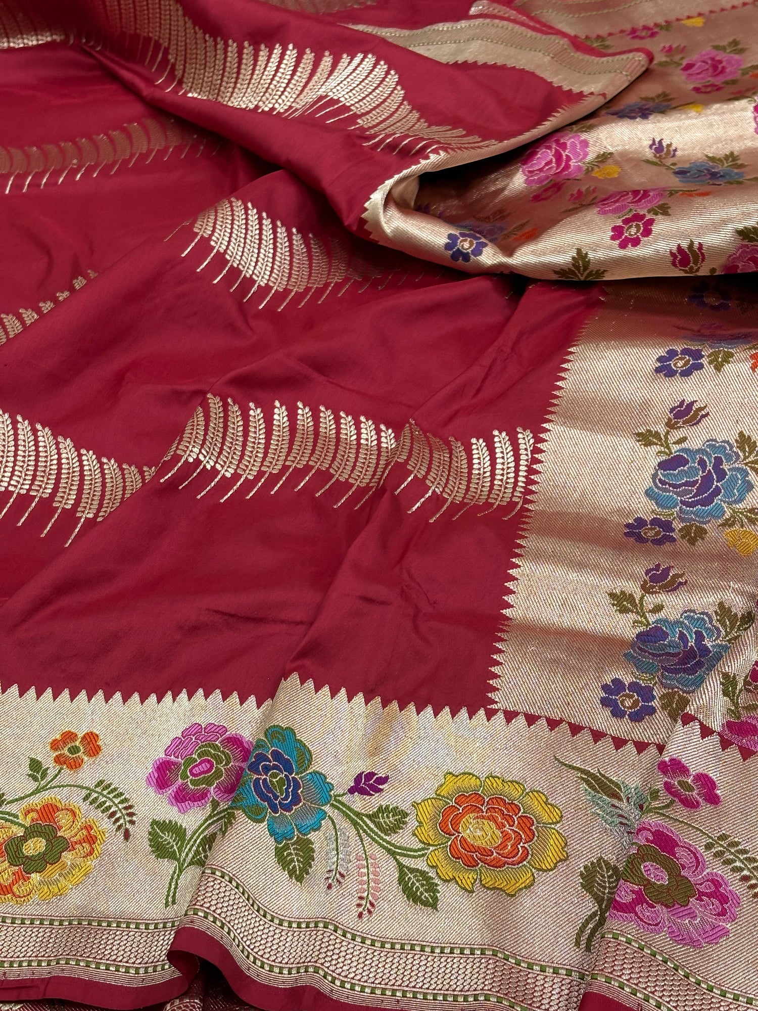 Red Banarasi Pure Katan Silk Handwoven Saree