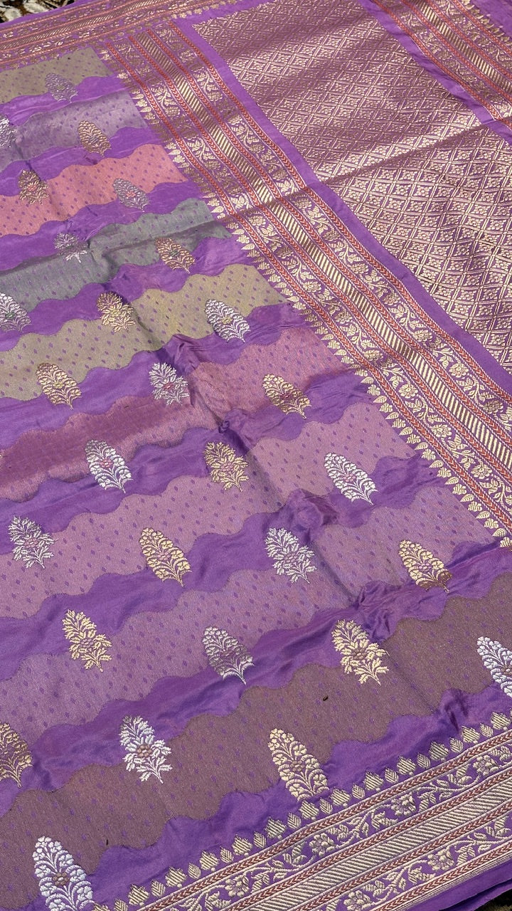 Lavender Pure Banarasi Rangkaat Katan Silk Saree