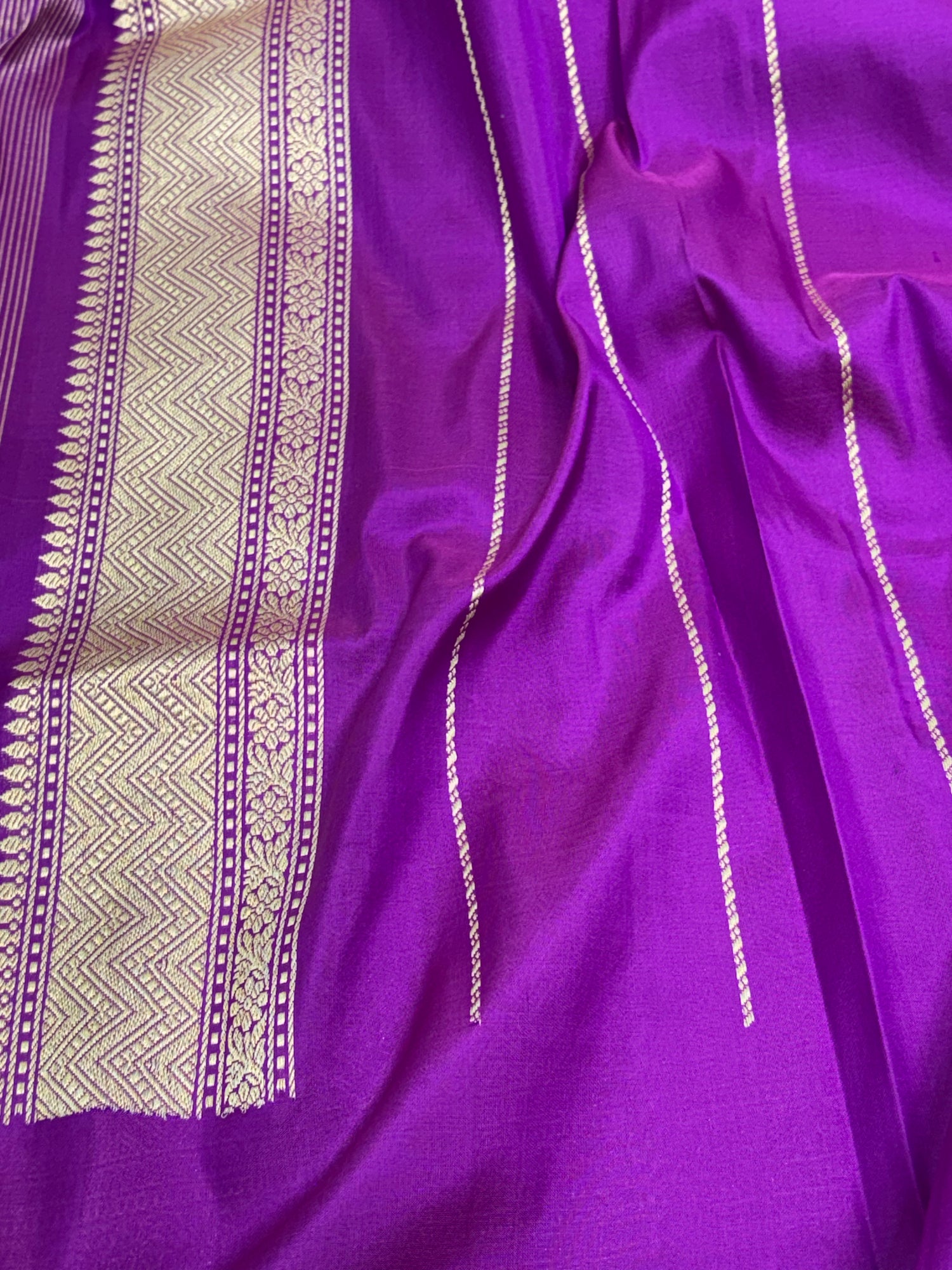 Royal Purple Katan Silk Meenakari Buta Jaal Banarasi Saree
