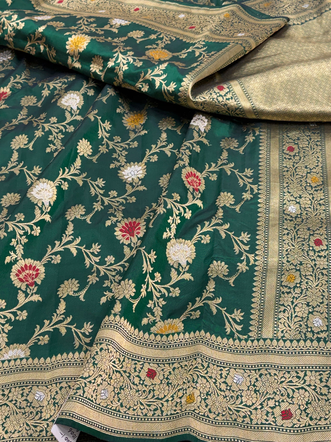 Green Banarasi Pure Katan Silk Meenakari Jaal Weaving Saree