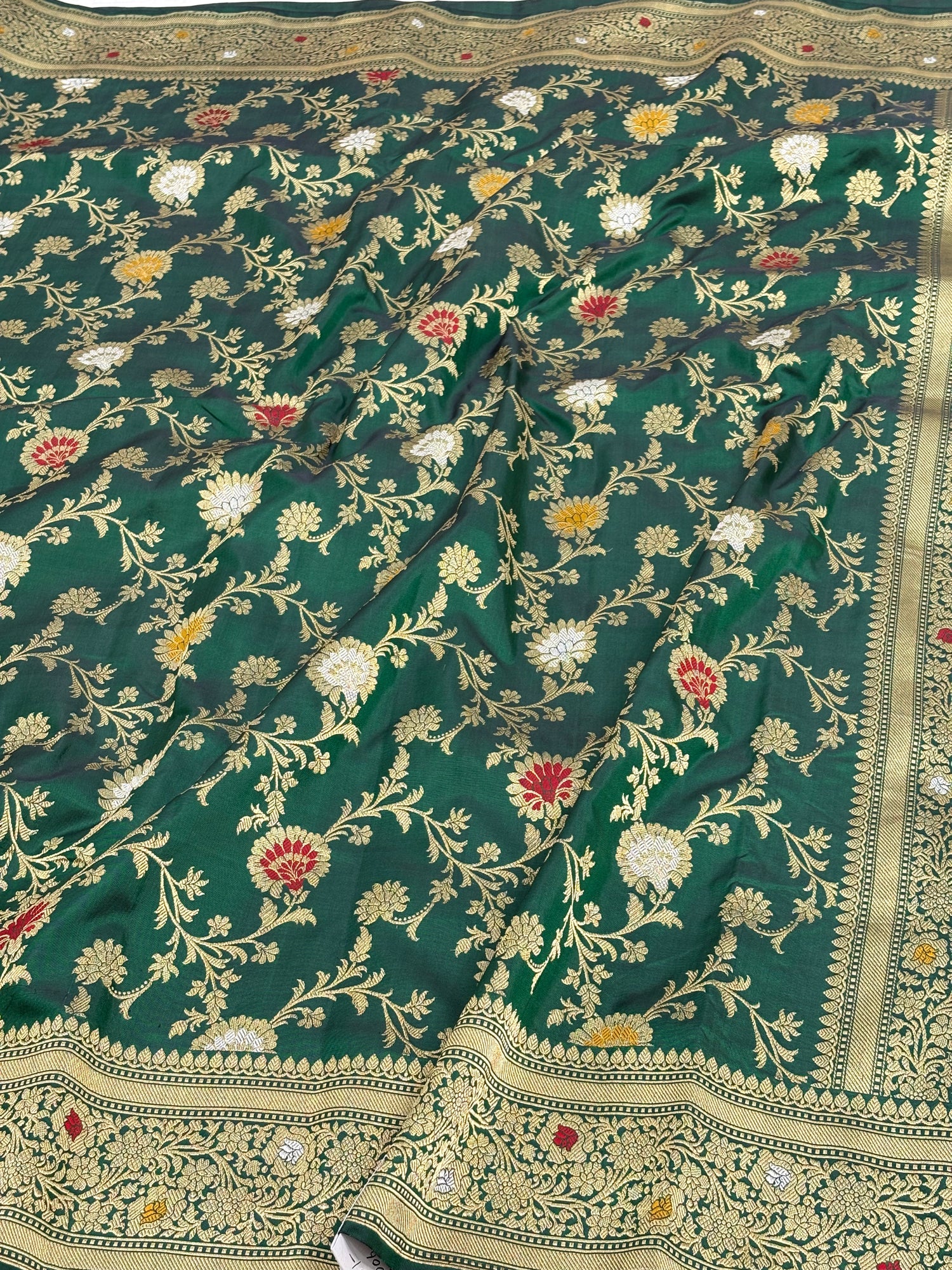 Green Banarasi Pure Katan Silk Meenakari Jaal Weaving Saree