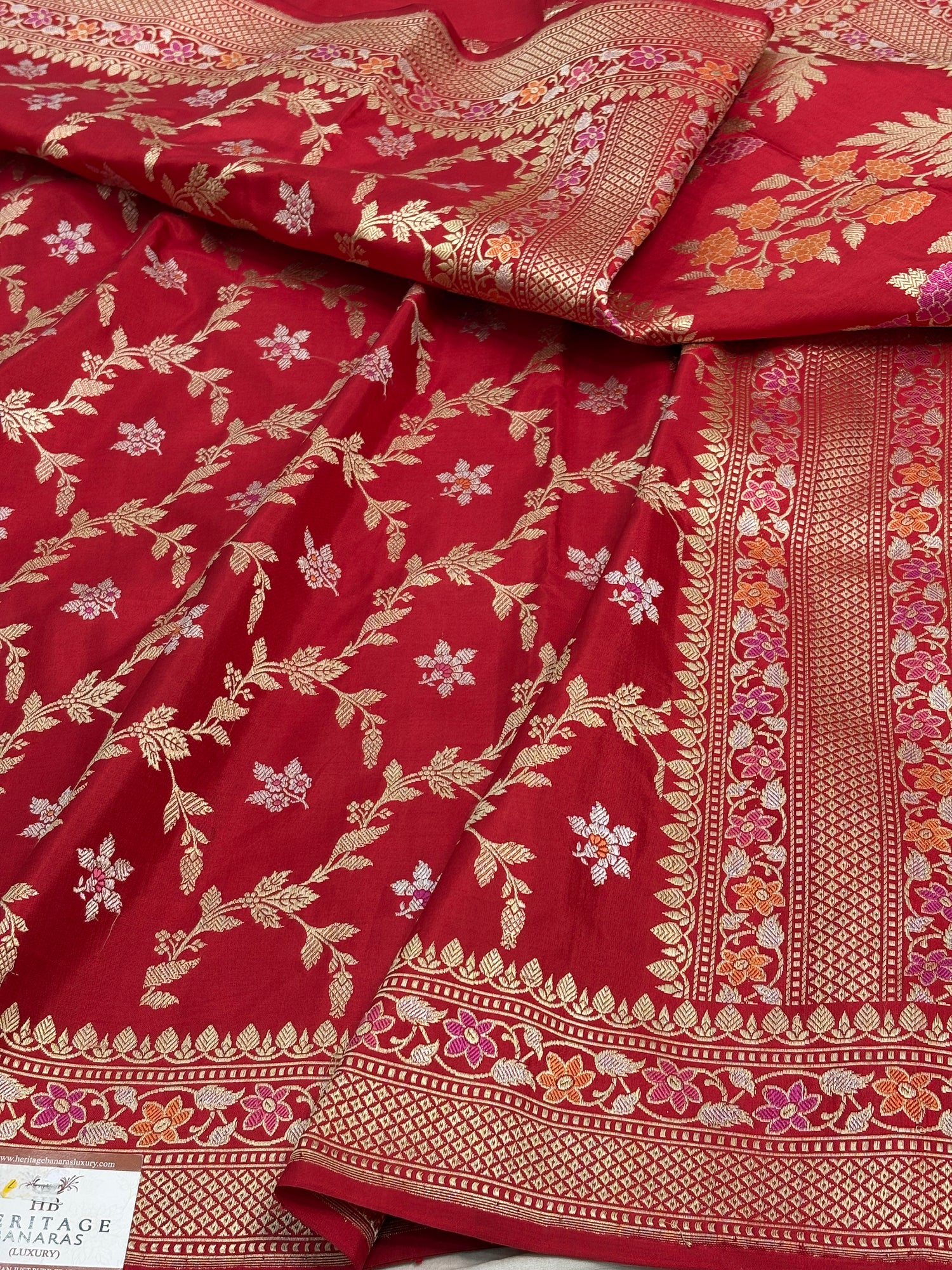 Vintage Traditional Red Banarasi Rupa Sona Jaal Saree