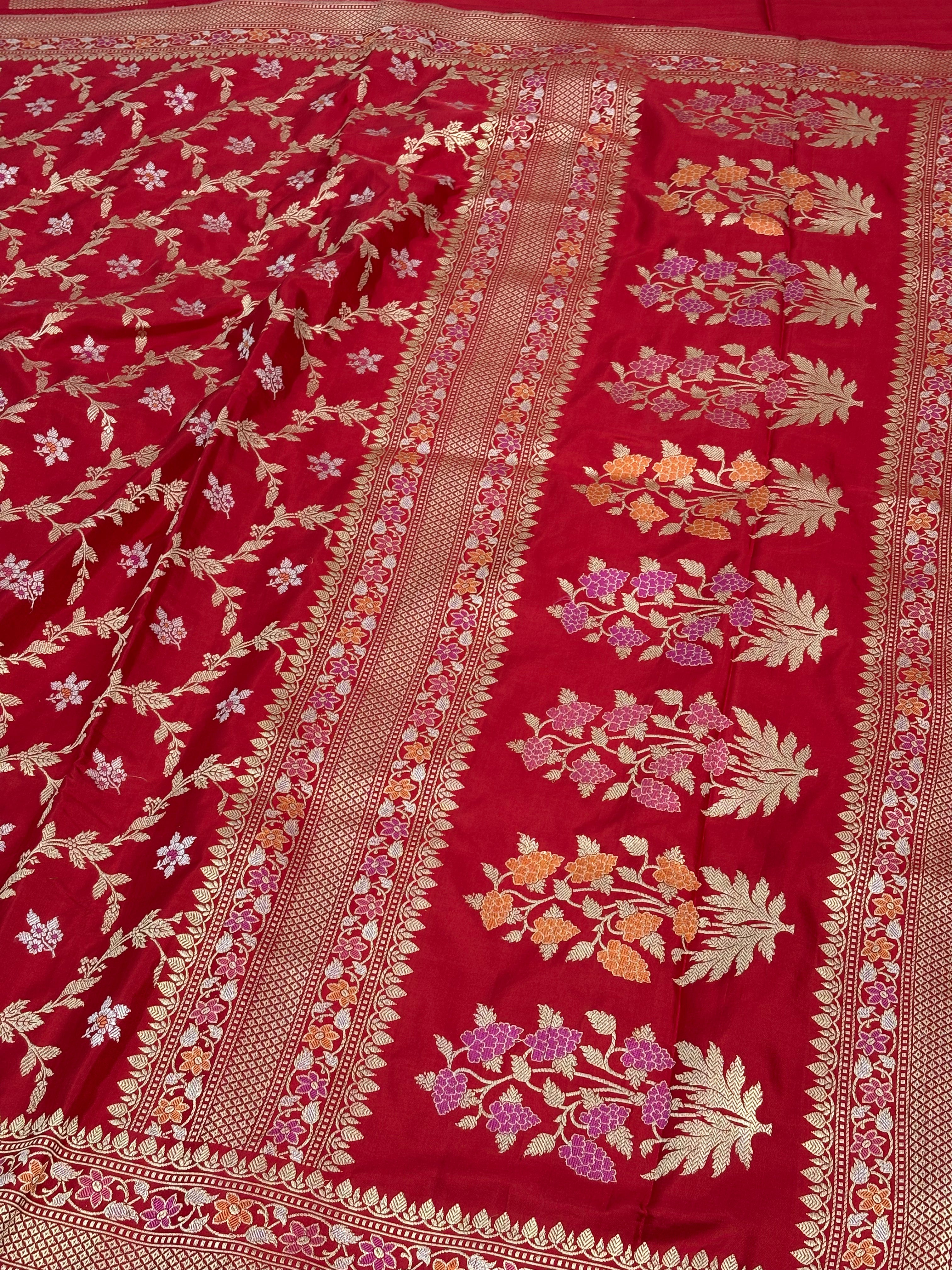 Vintage Traditional Red Banarasi Rupa Sona Jaal Saree