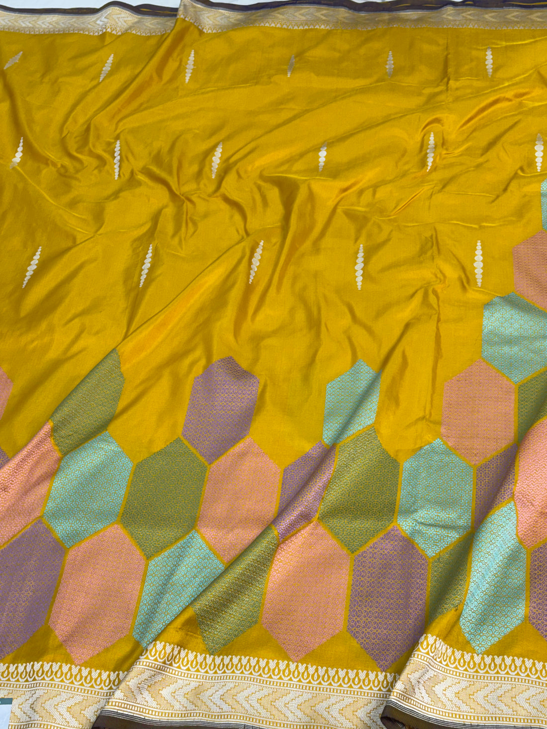 Yellow Modern Banarasi Saree with Contemporary Hexagonal Meenakari Design