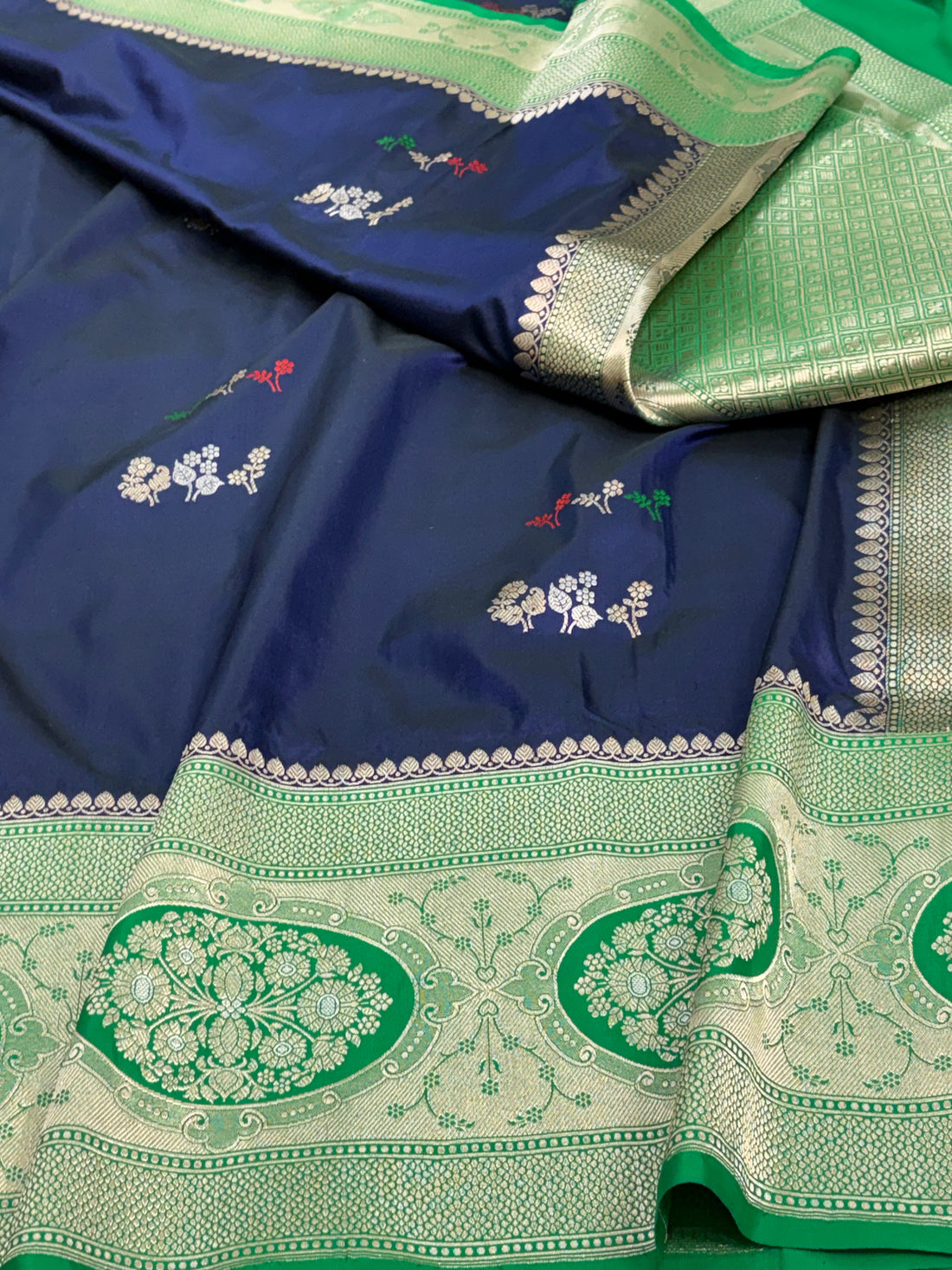 Navy Blue Kadhiyal Banarasi Katan Silk Saree with Parrot Green Katan Silk Border