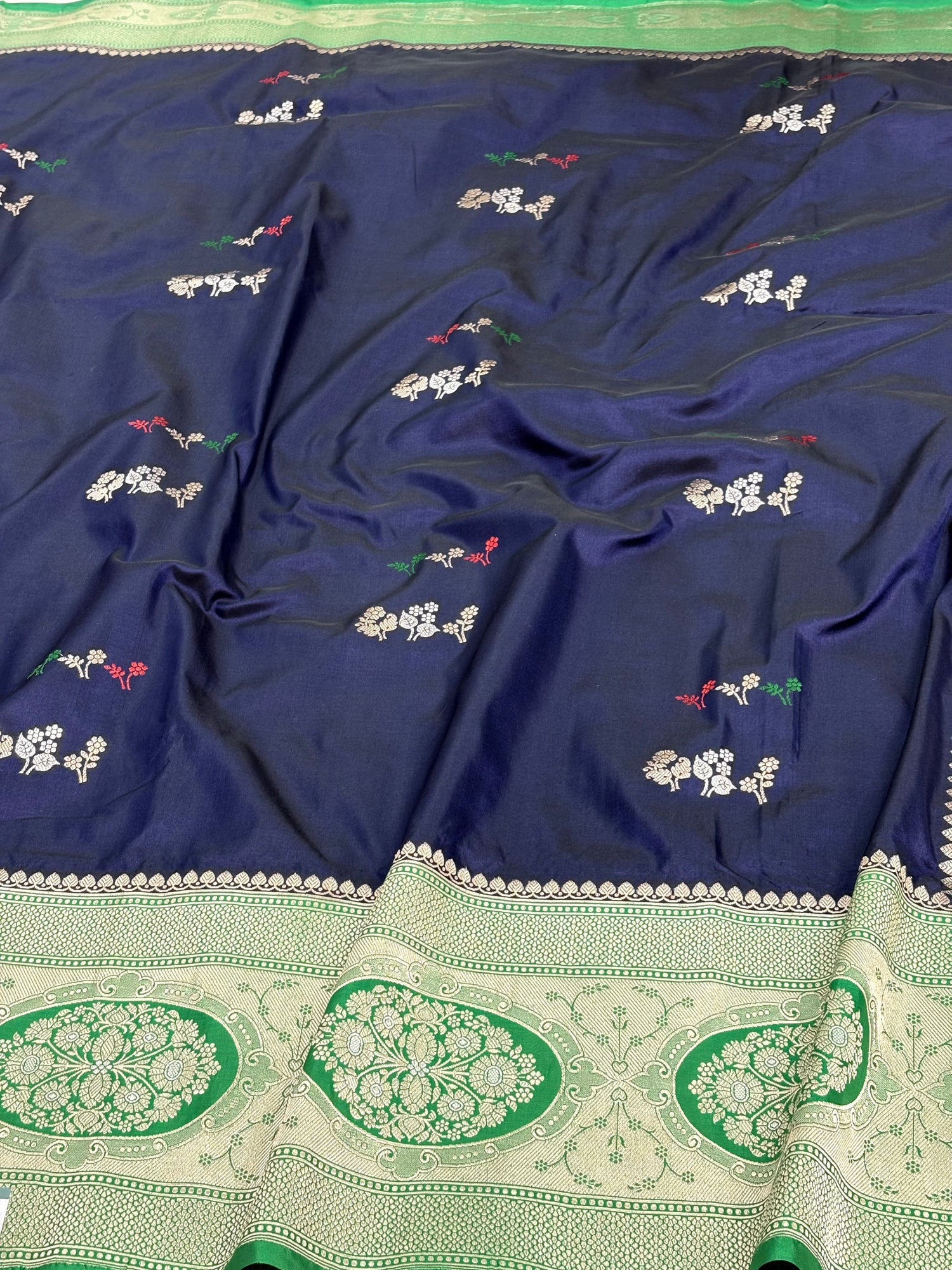 Navy Blue Kadhiyal Banarasi Katan Silk Saree with Parrot Green Katan Silk Border