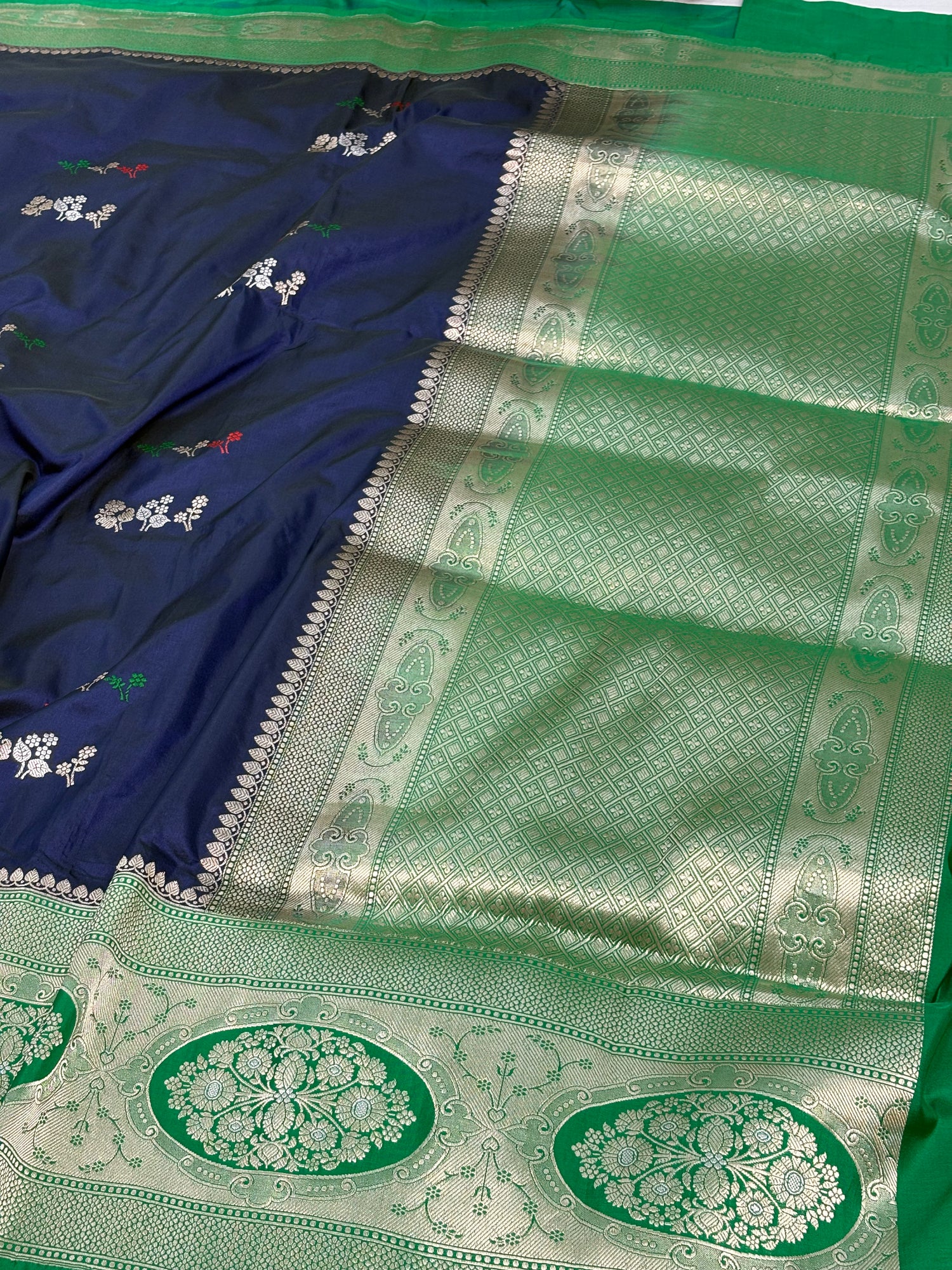 Navy Blue Kadhiyal Banarasi Katan Silk Saree with Parrot Green Katan Silk Border