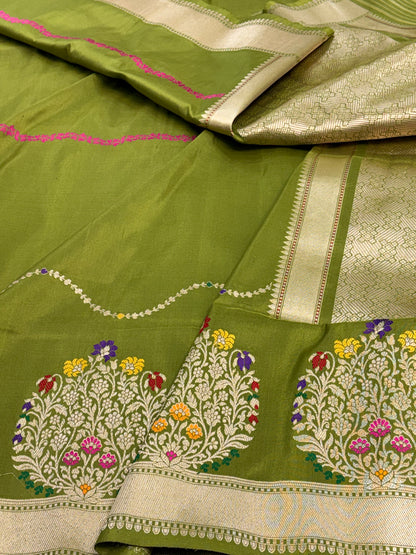 Parrot Green Banarasi Necklace Jaal Saree with Meenakari Border