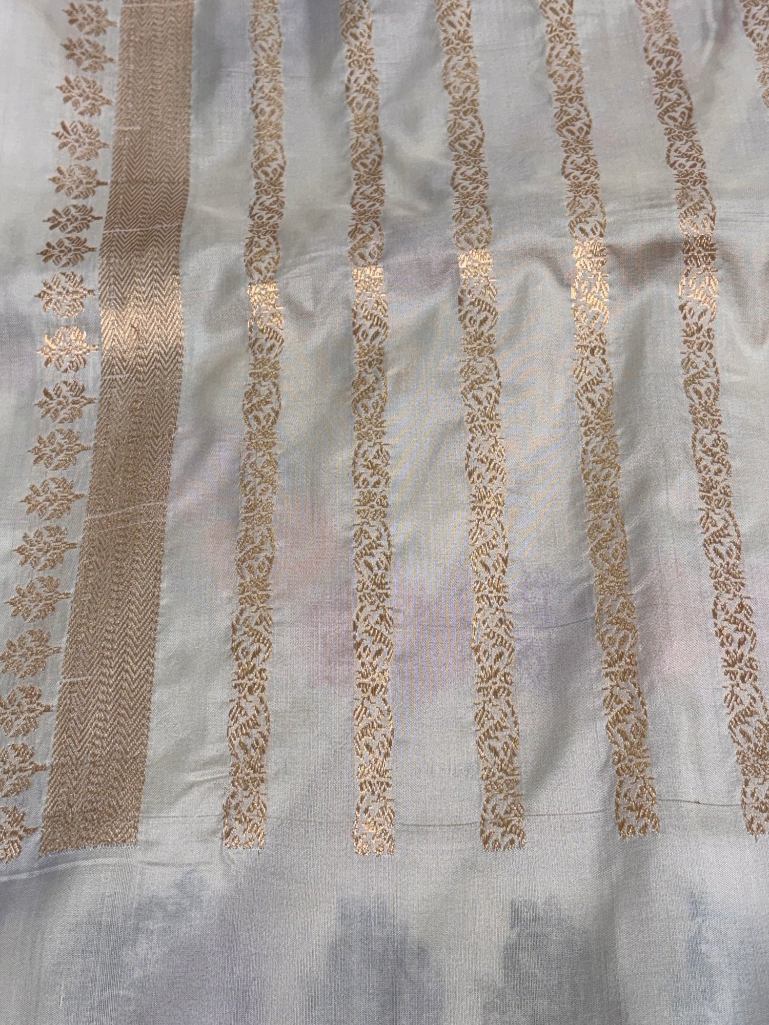 Handwoven Ivory Banarasi Katan Silk Saree with Multicolour Tilfi Meenakari Border and Pallu