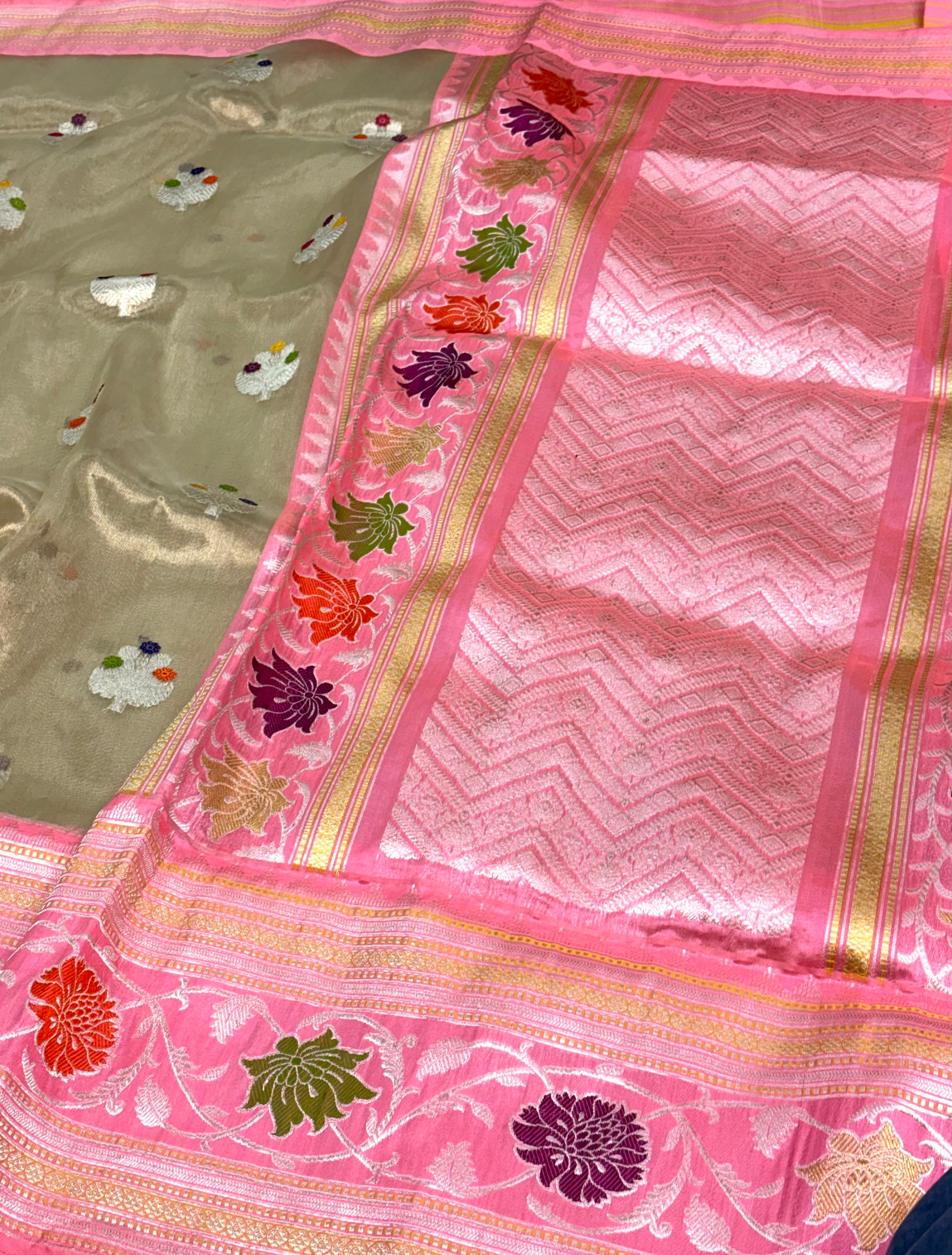 Handwoven Tissue Banarasi Saree with Baby Pink Kadhiyal Katan Silk Border