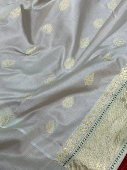 Red Kadhiyal Banarasi Saree