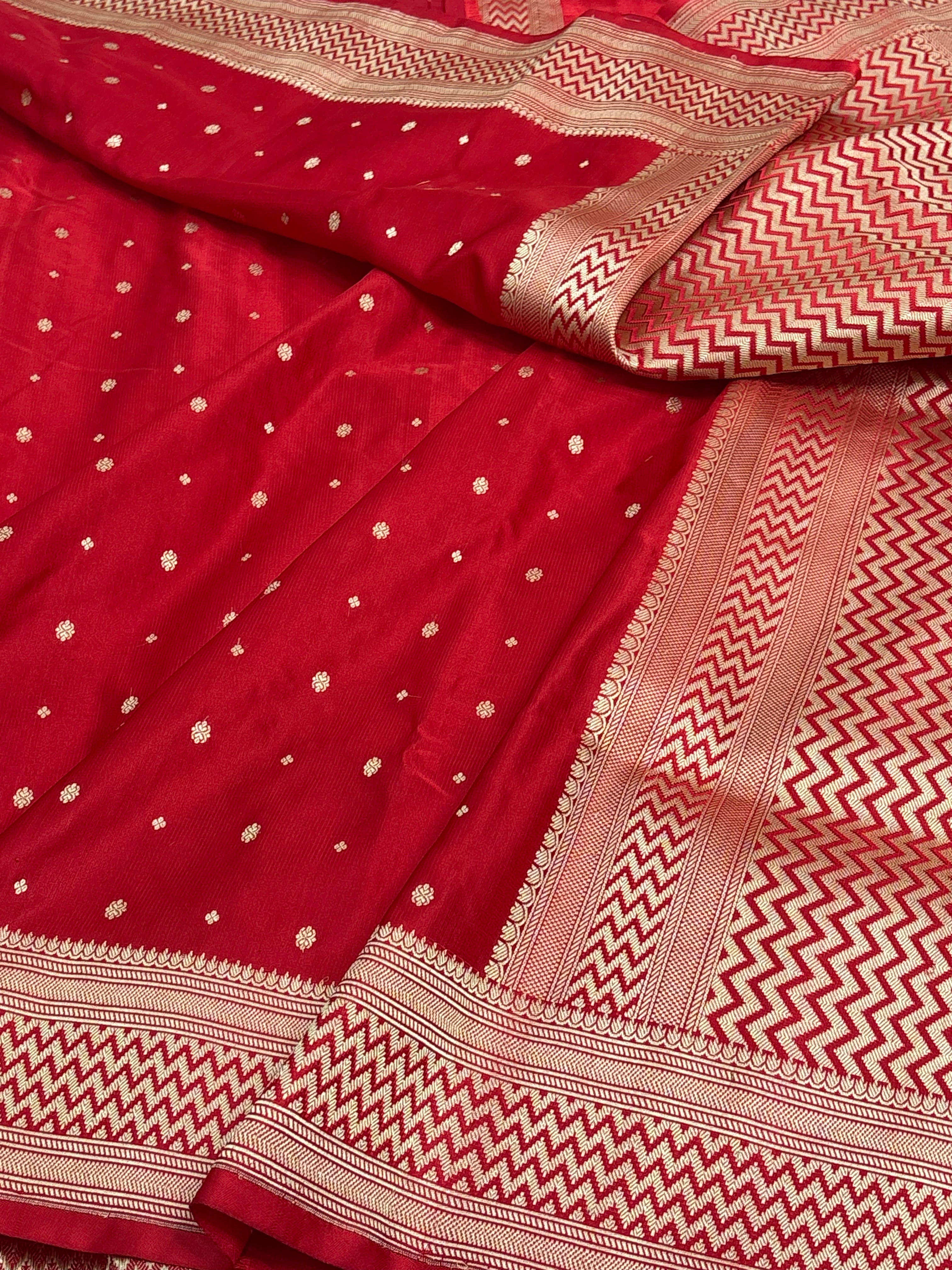 Red Handwoven Chunri Buti Banarasi Satin Silk Saree
