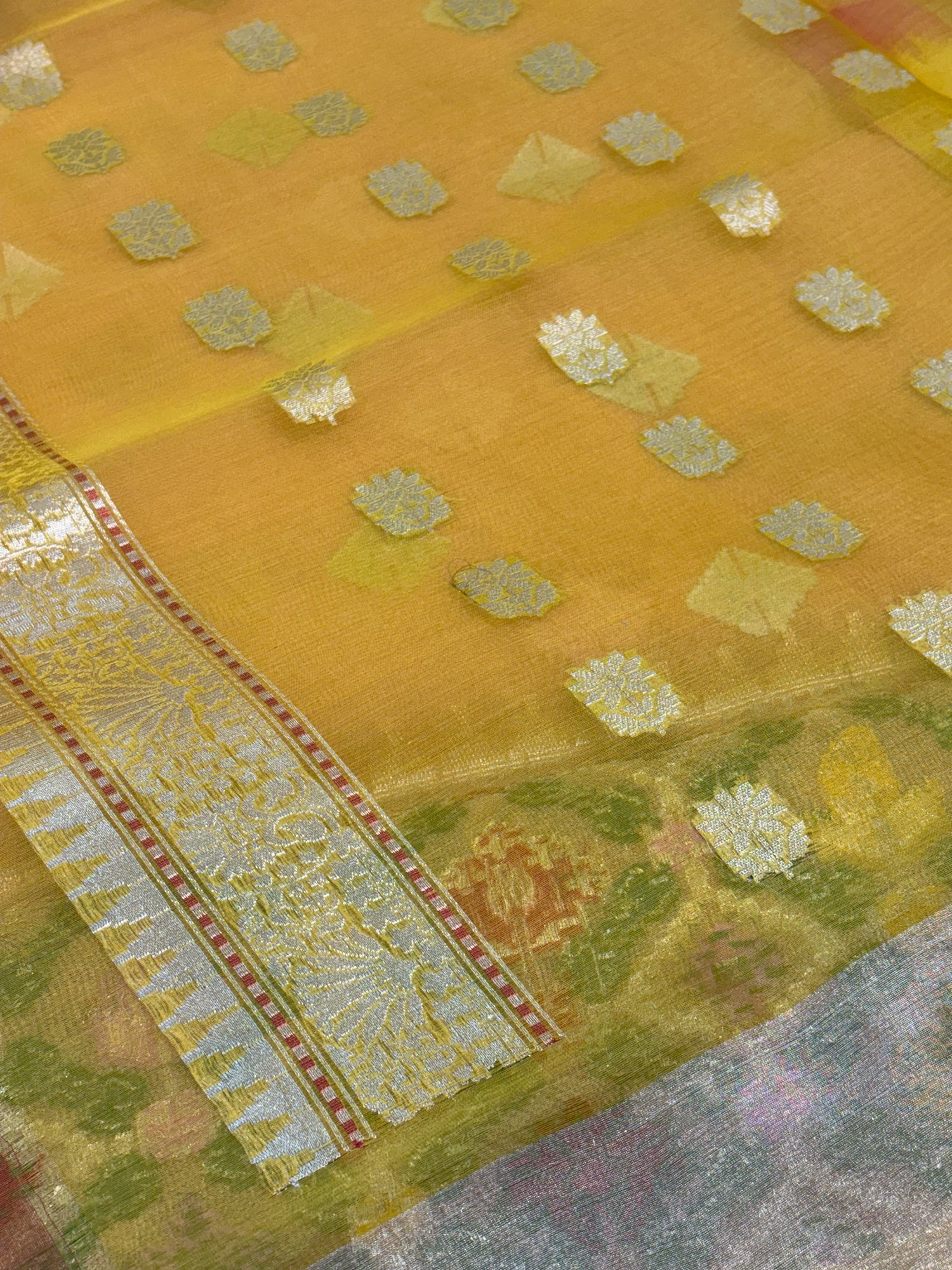 Peach Handwoven Banarasi Kora Iktara Silk Saree