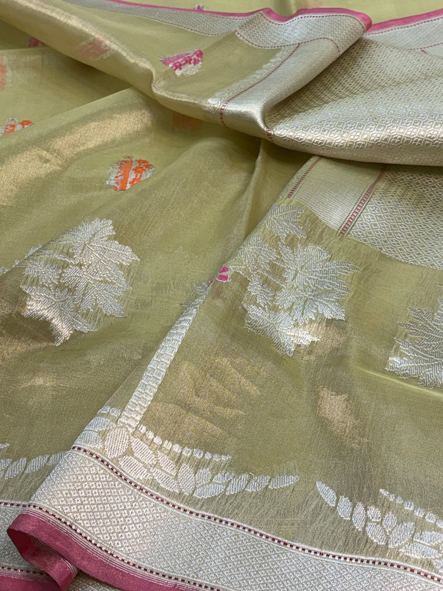 Pista Green Handwoven Banarasi Tissue Saree