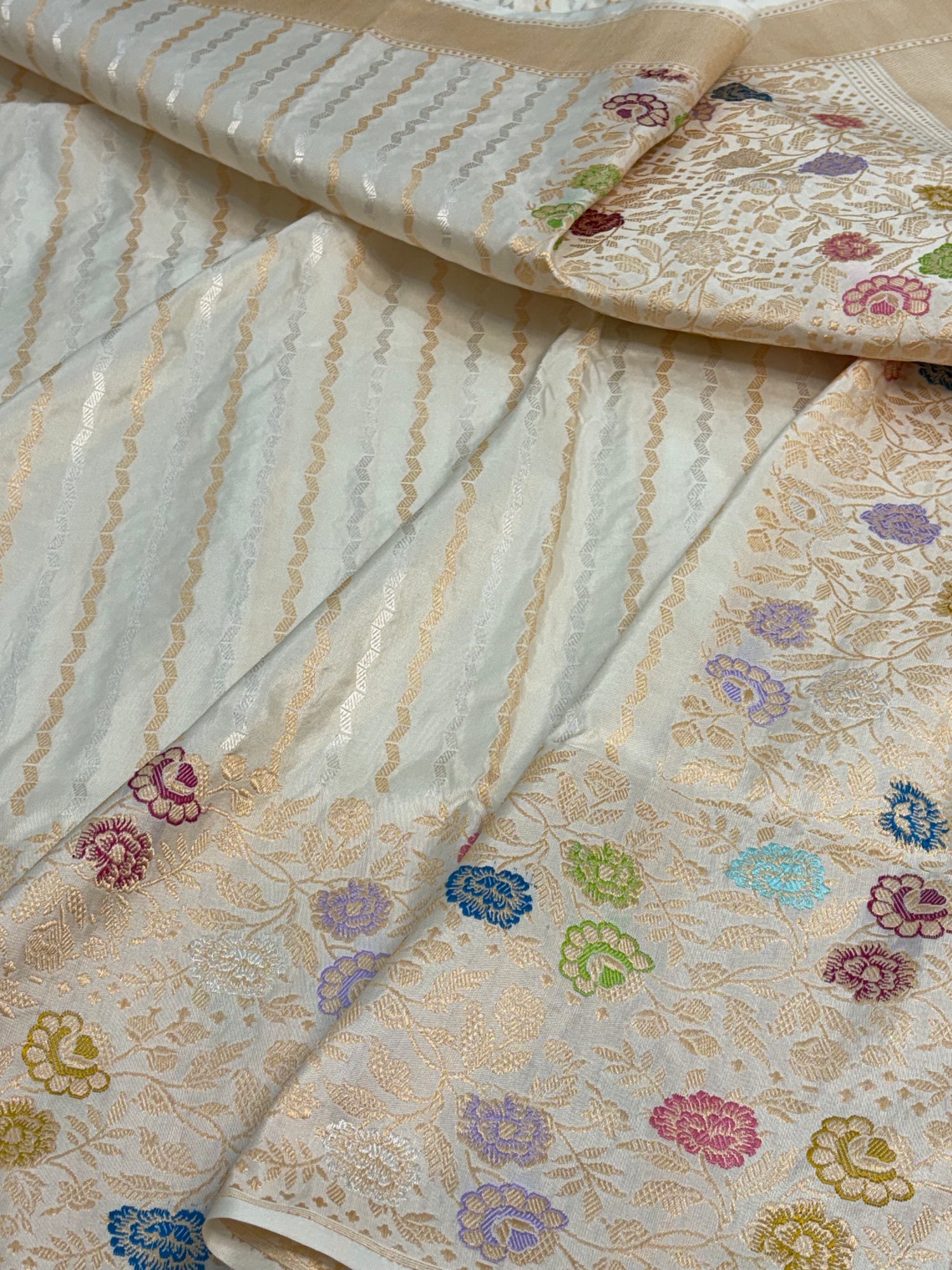 Ivory Handwoven Banarasi Katan Silk Saree