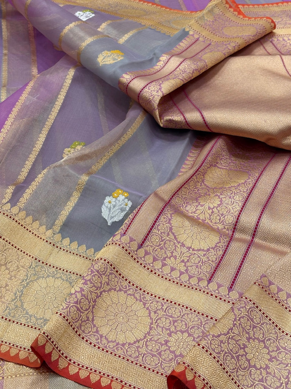 Lavender Rangkaat Banarasi Kora Silk Handwoven Saree